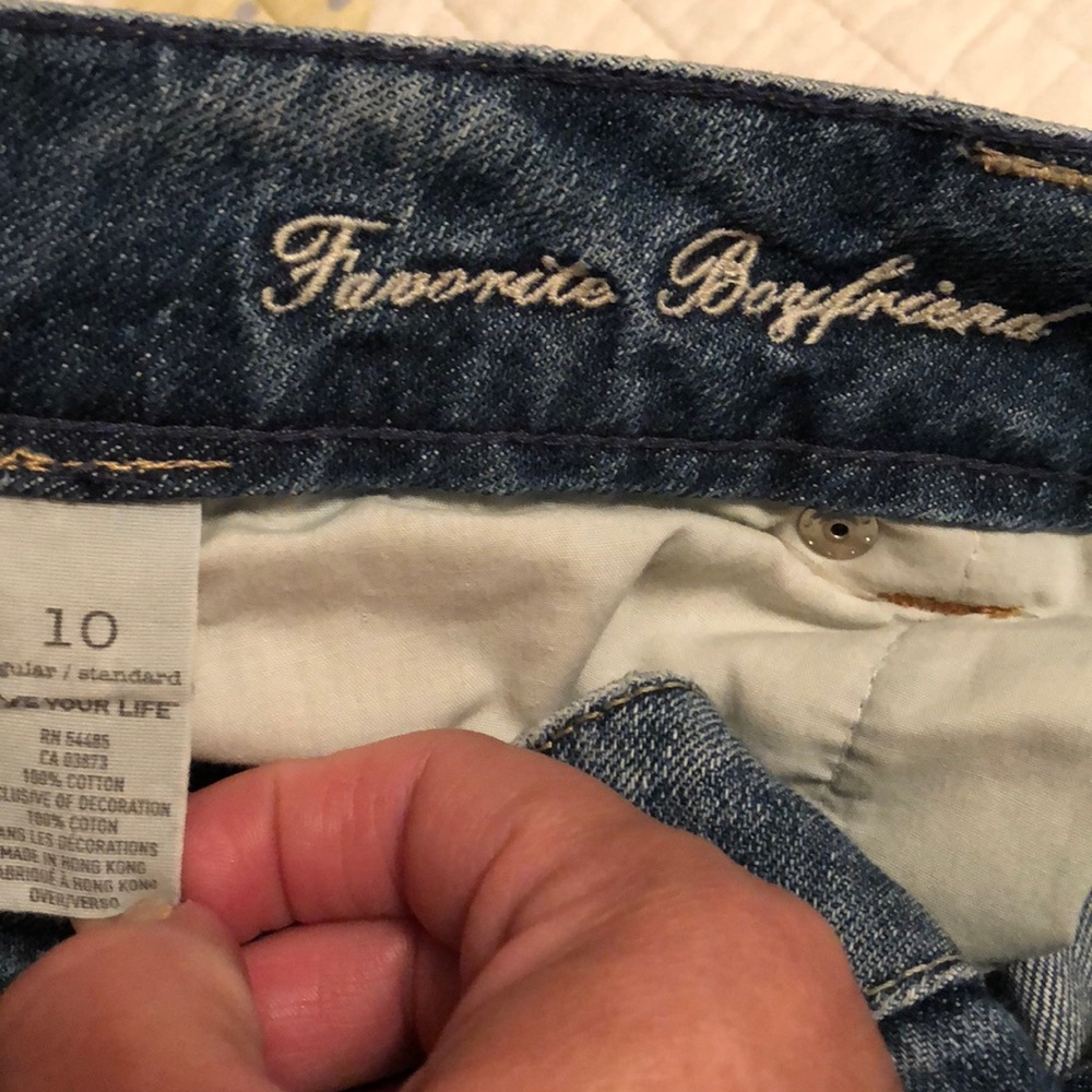 American Eagle Favorite Boyfriend jeans